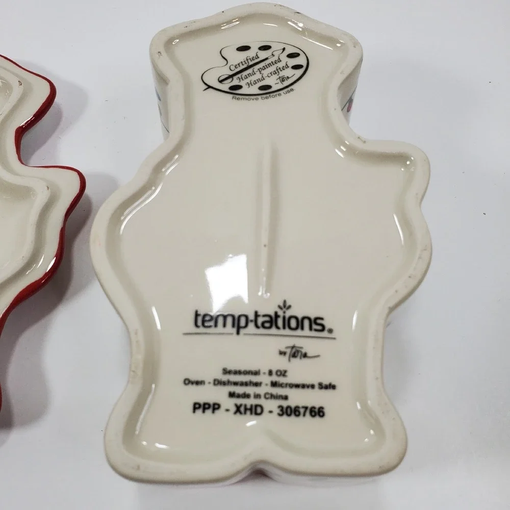 Temptations Lidded 8oz Ramekin Ceramic Gingerbread Man Dish Christmas Bakeware